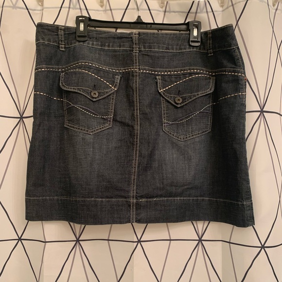 Venezia dark denim skirt / skort 18 - Picture 2 of 9